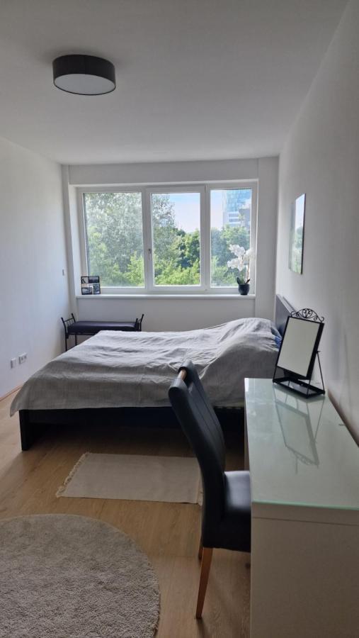 Kahlenbergblick Im Viertel Zwei Apartment Viena Exterior foto